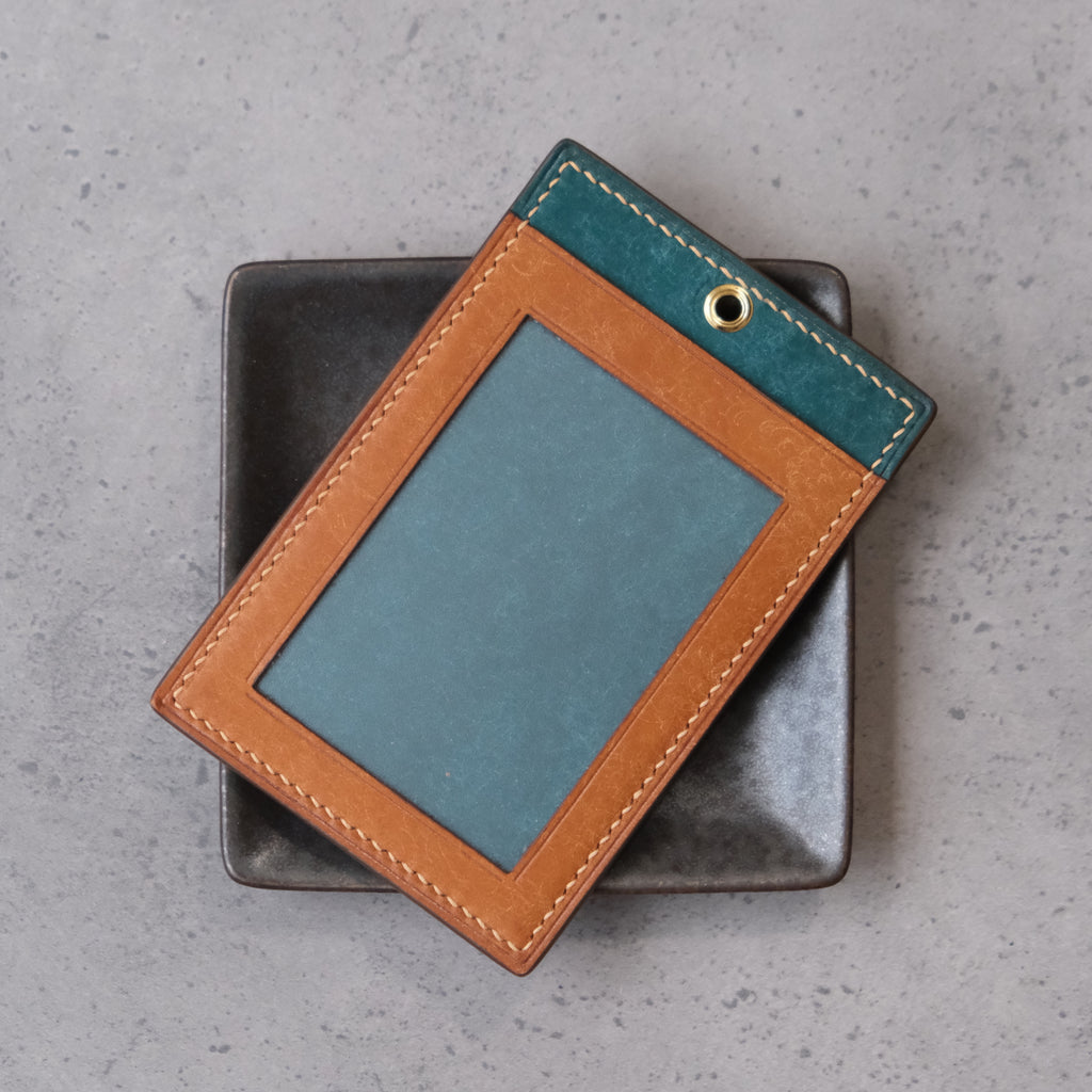 LIONROCK Badge Holder