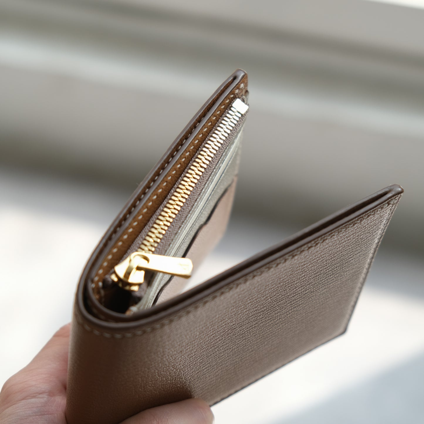 Lionrock Bifold Wallet 獅子山拉鍊銀包【Gold】