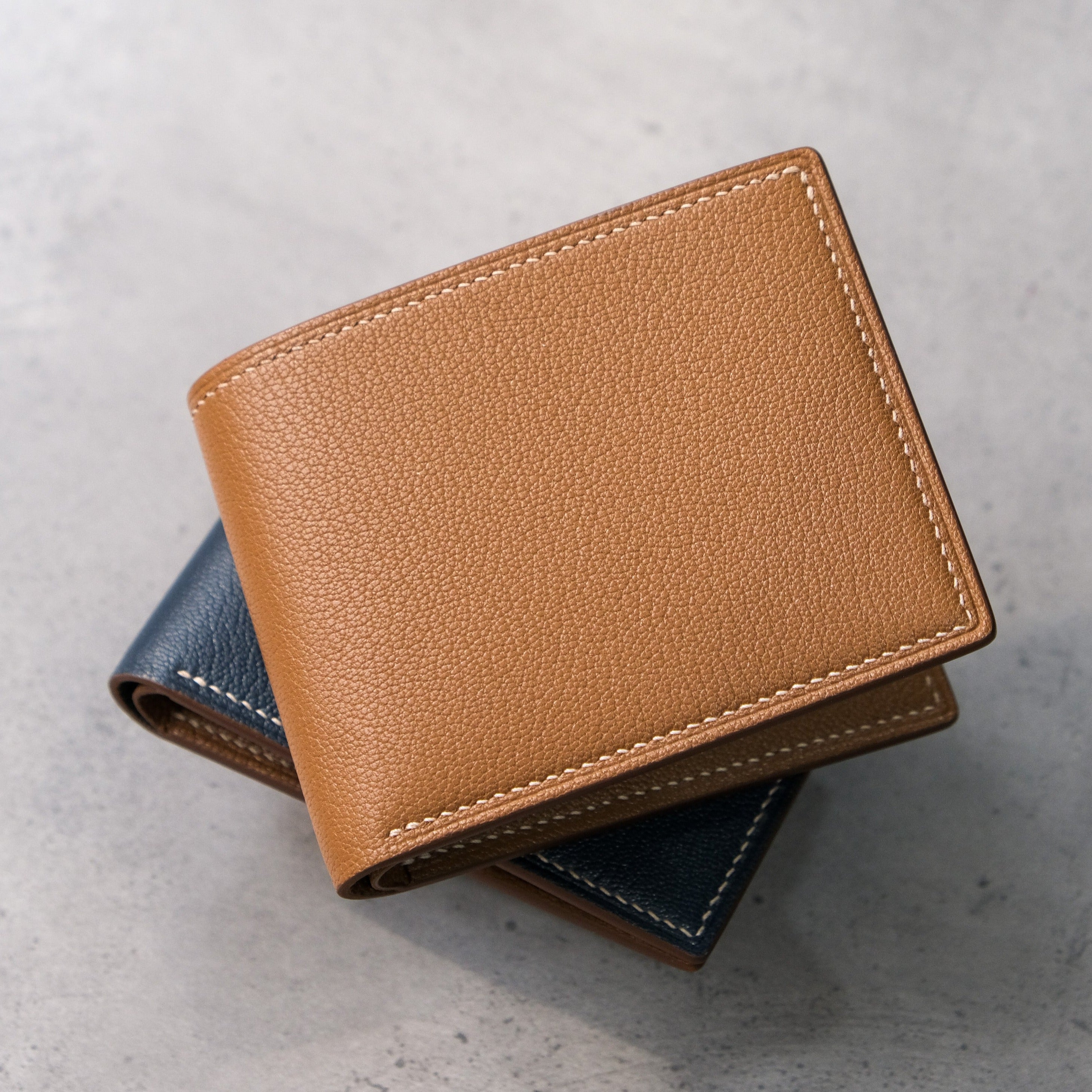 CLASSIC Bifold Wallet
