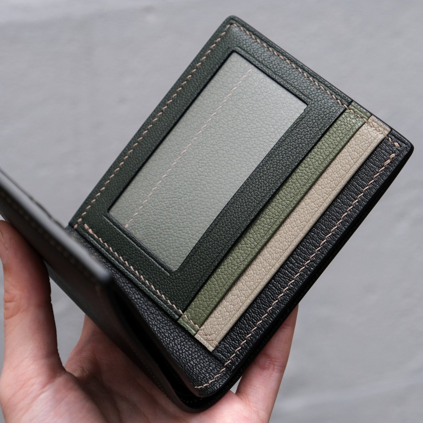 Classic Bifold Wallet 漸變兩摺銀包【Noir】