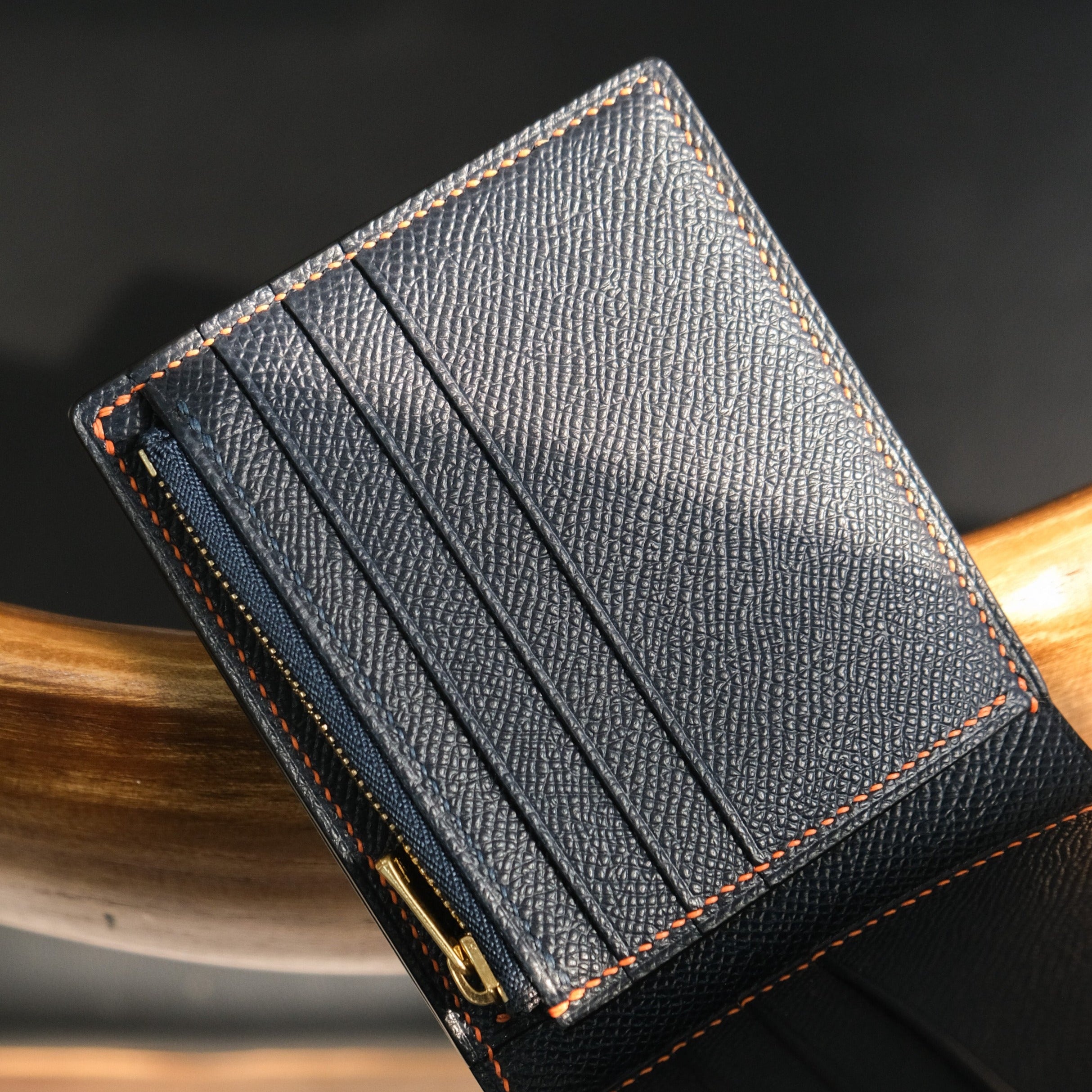 CLASSIC Bifold Zip Wallet