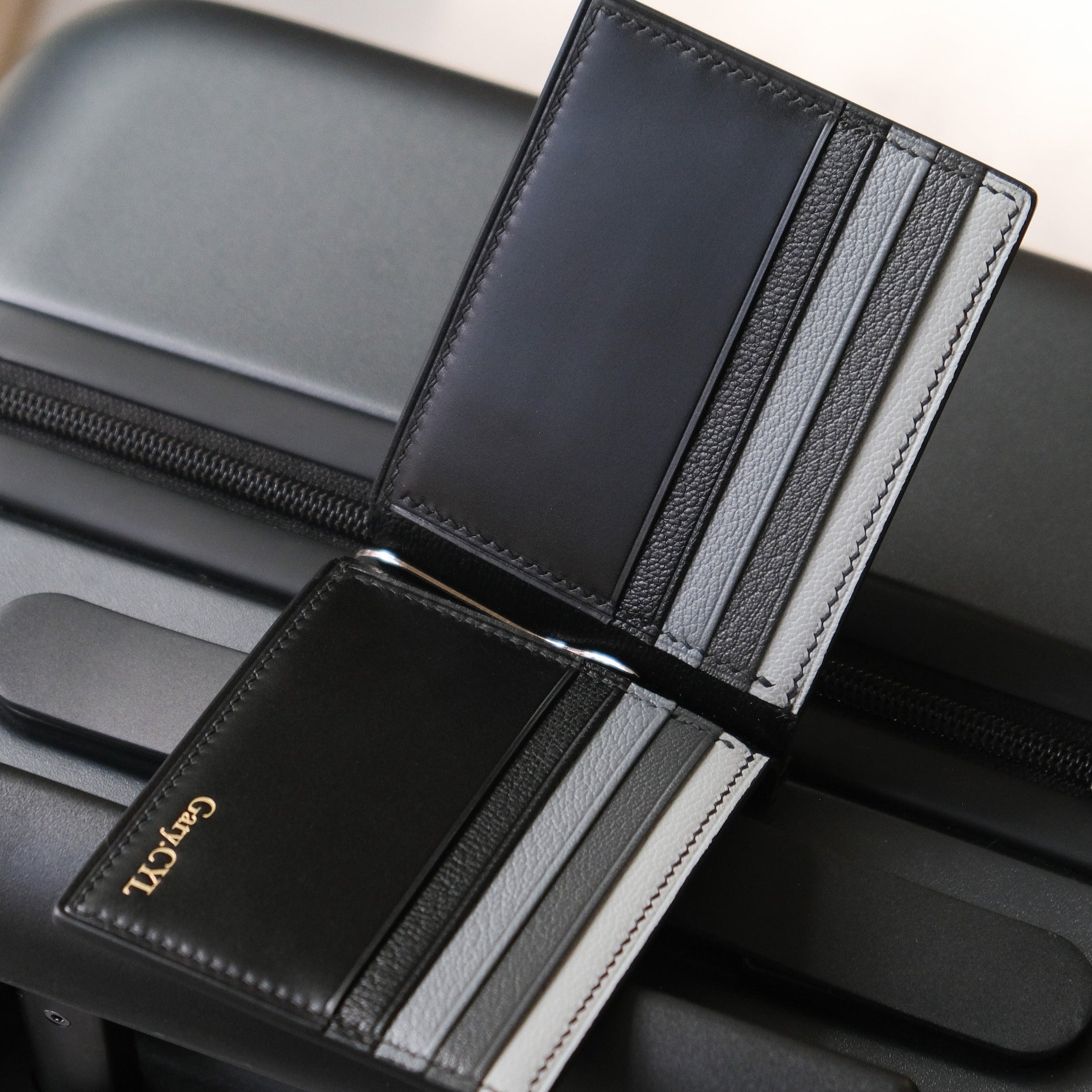 CLASSIC Shell Cordovan Bifold Money Clip